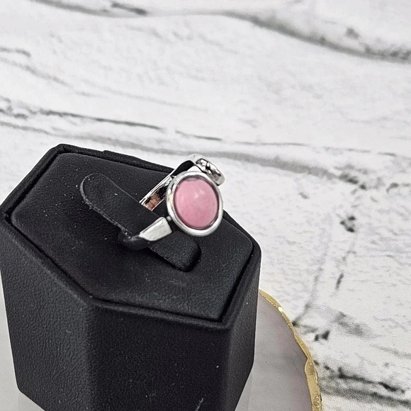 Round Pink Adjustable Fashion Ring  A29 - Picture 6 of 6